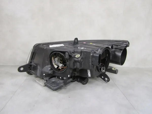 SKODA SUPERB II Xenon Ajovalo Oikea 08-13 OEM 3T1941016E image 2