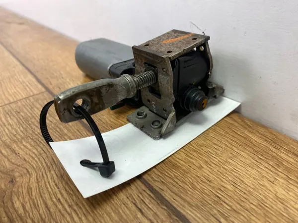 Istuinmoottori OEM 986300106PINYA Dodge Durangolle image 7