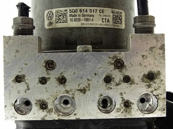 Audi ABS-pumppu OEM 5Q0614517CE - Käytetty Kunnossa image 7