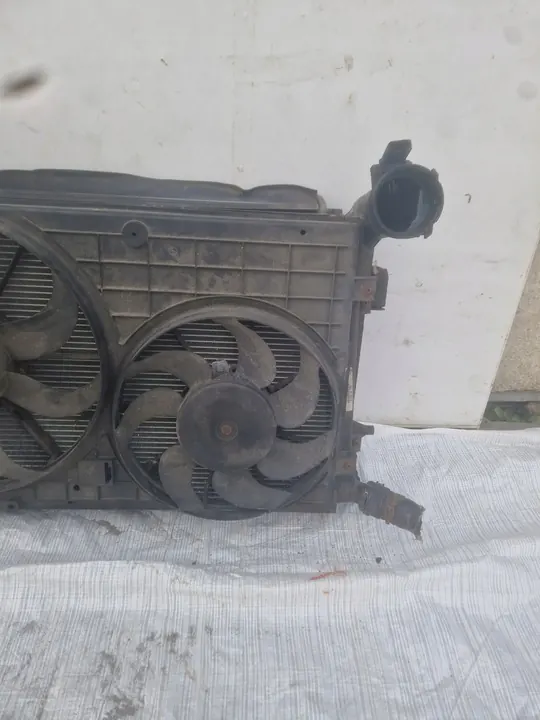 Conjunto de radiadores completo VW Passat B6 image 2