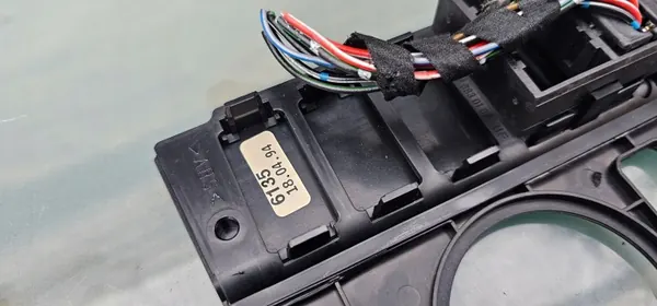 Cadre de panneau de commande Mercedes-Benz OE OEM 2026830100 image 5