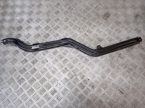 Support de Radiateur OEM 16582F4020 Toyota Tundra image 2
