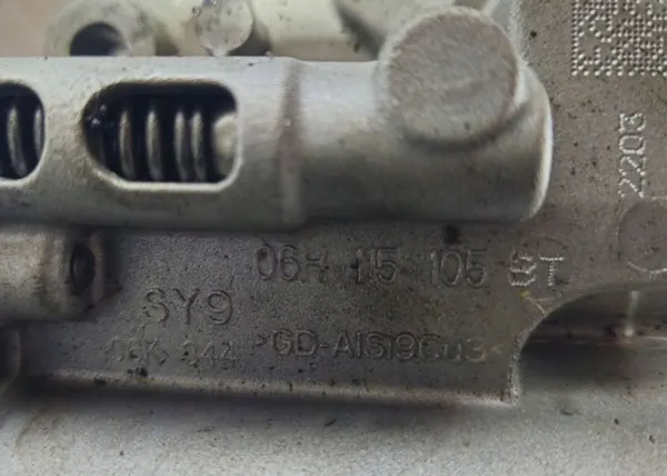 Pompe à huile OEM 06H115105BT pour moteur VW 2.0TFSI image 3