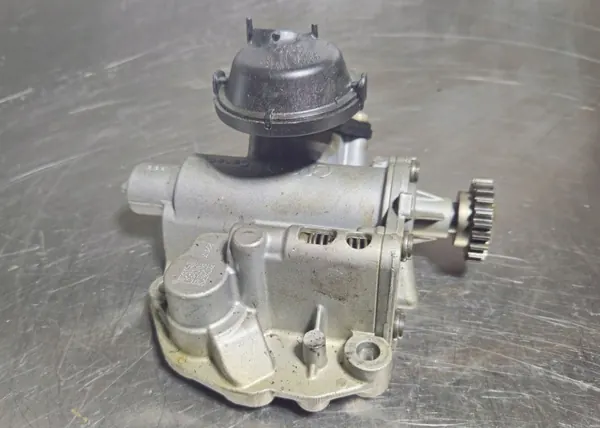 Pompe à huile OEM 06H115105BT pour moteur VW 2.0TFSI image 4