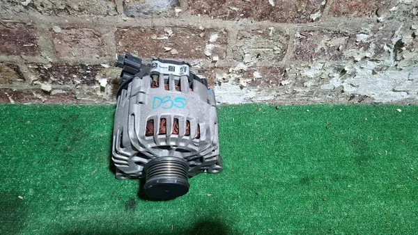 Alternador Citroen DS5 C636996R image 2