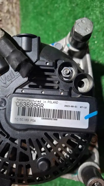 Alternador Citroen DS5 C636996R image 4