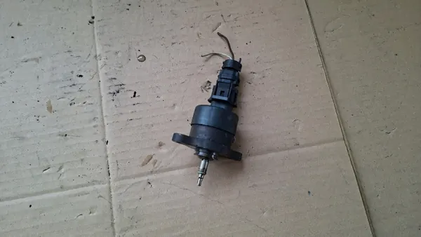 Kraftstoffdrucksensor OEM 0281002732 für Kia Carens image 2