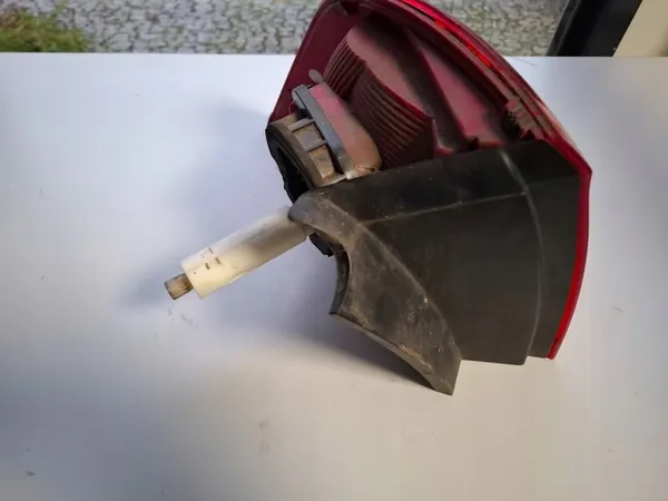 VW Touareg II Luz Trasera Derecha 7P6945096F image 5