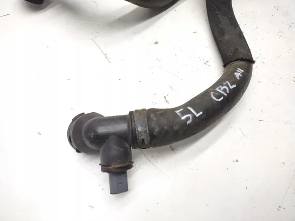 Vesiliitin 1K0121049CB Octavia II A3 8P image 3