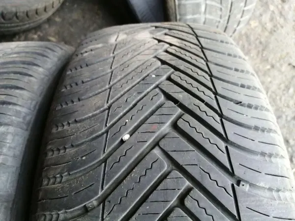 Rejilla trasera de maletero OEM 20555R16 para Volvo S40 II image 5