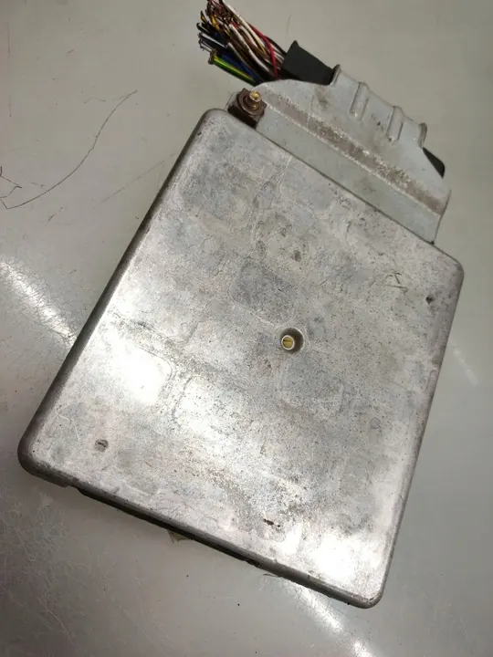 1999 Ford Focus Juego de inicio 98ABCXA image 3