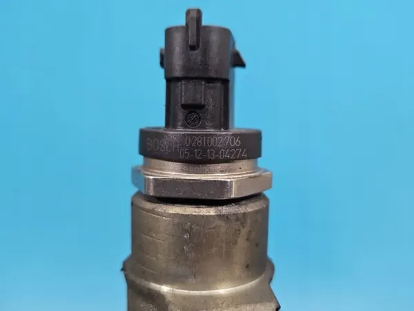 Inspuitrail sensor OEM 0445214111 voor Kia Cerato image 9