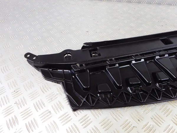 Skoda OE 5E0807611B nedre stötfångarskydd image 3