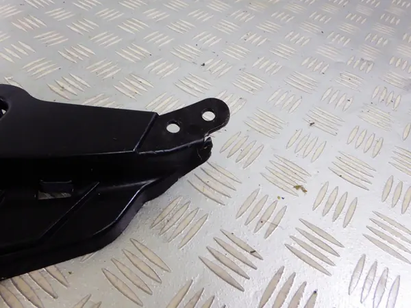 Skoda OE 5E0807611B nedre stötfångarskydd image 7