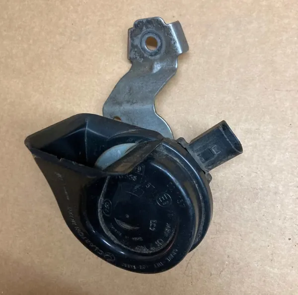 Skoda Octavia Superb Yeti Äänimerkki OEM 1K0951221B 1K0951182G image 2