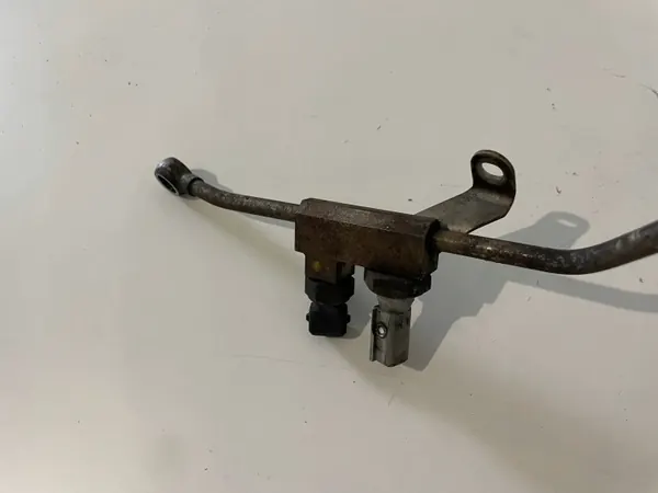 Turbo-oljeledning OEM 057145772S för Audi Q7 4.2 TDI image 3