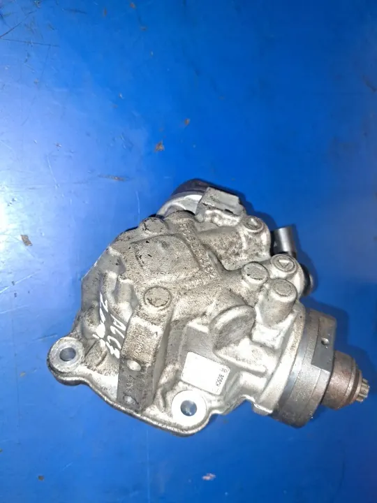 Einspritzpumpe Audi A6 A7 Q5 Q7 3.0 TDI 059130755DB image 2