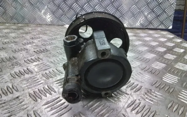 Pompe de direction Dacia Duster OEM 28224261EN image 3