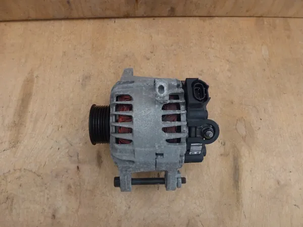 KIA HYUNDAI 1.6 GDI Vaihtovirtageneraattori 37300-2B600 image 2