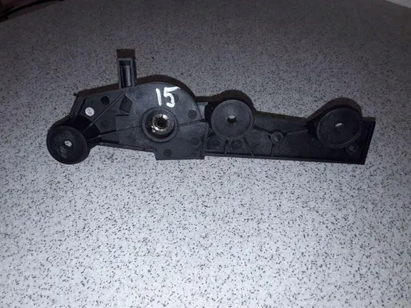 BMW Konepellin avauskahva OEM 51437052579 - E61 image 2