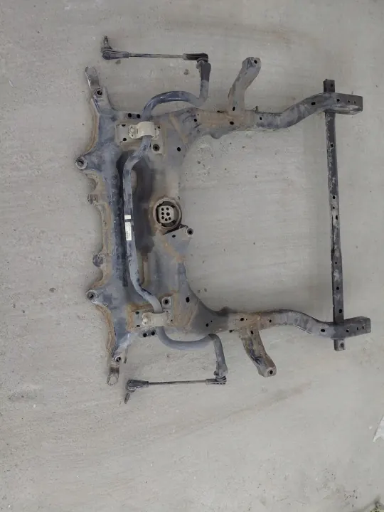 OPEL ASTRA K Etujousipalkki OEM Käytetty image 2