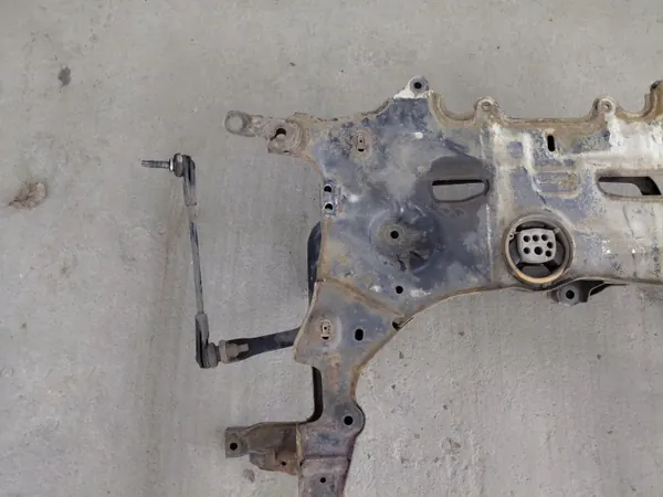 OPEL ASTRA K Etujousipalkki OEM Käytetty image 6
