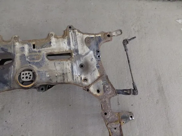 OPEL ASTRA K Etujousipalkki OEM Käytetty image 7