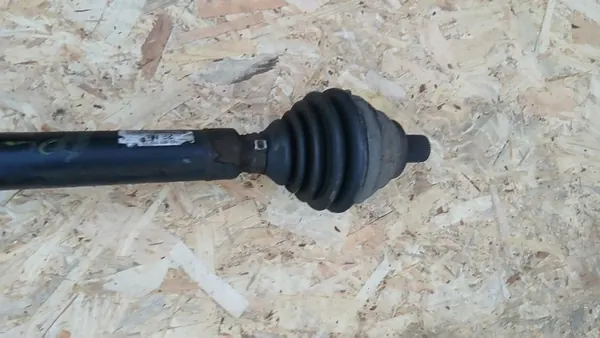 Höger halvmask VW Passat B6 2.0TDI 05-10 Sedan 1K0407272EN image 2