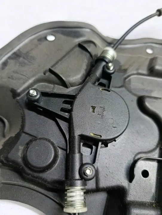 Mazda 2 II 07-14 Lève-vitre gauche avant OEM DJ015997XA image 3