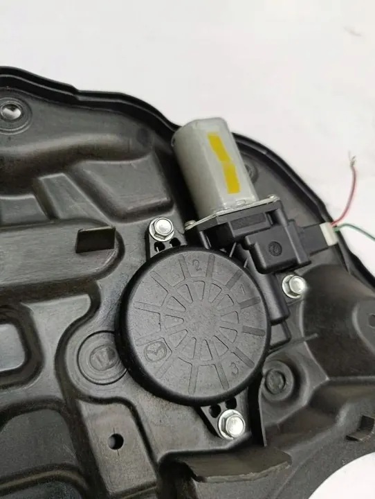 Mazda 2 II 07-14 Lève-vitre gauche avant OEM DJ015997XA image 4