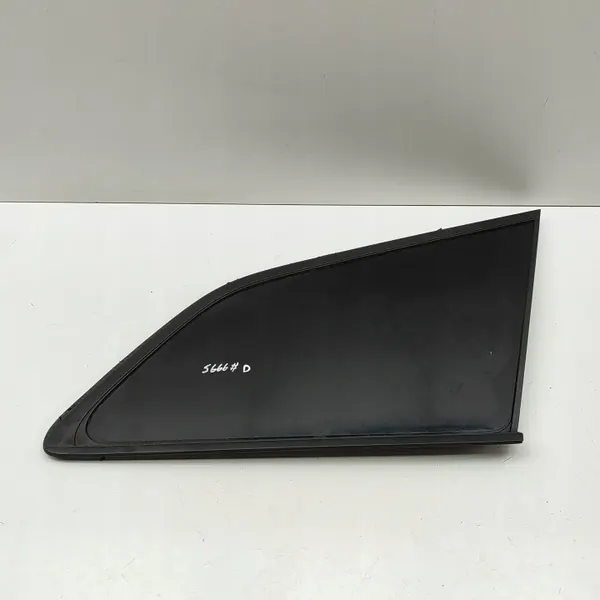 Janela traseira direita OEM 6271002241 Toyota Corolla Estate image 2