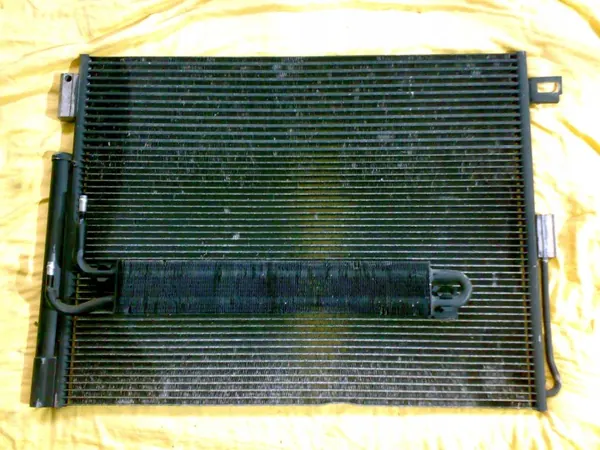Oljekylare OEM 55038003AG för Dodge Durango 3.6V6 image 2