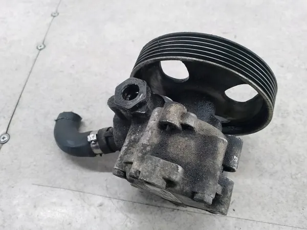 Pompe de direction OEM 9685555580 pour Peugeot Partner image 6