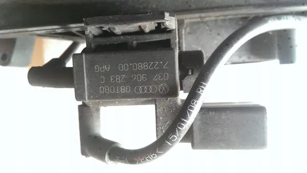 Audi A4 A5 A6 Q5 Ansaugkrümmer OE 06E133210L image 8