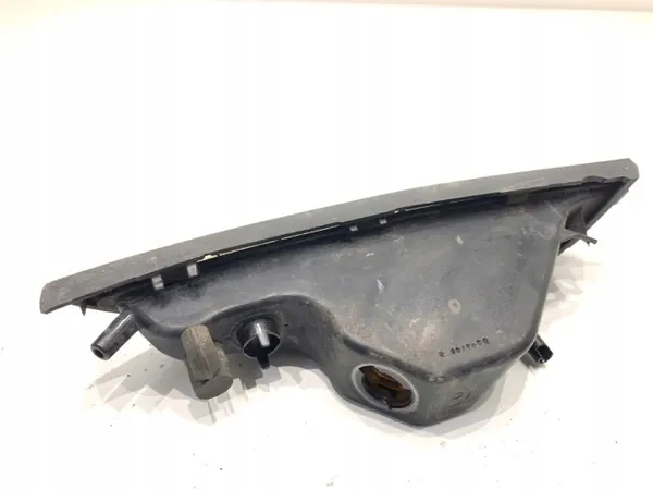 Clignotant droit avant VW Scirocco III OEM 1K8953042E image 3