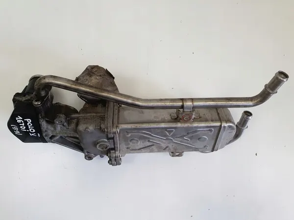 VW Caddy III 1.6 TDI EGR Venttiili Pakokaasujäähdytin OEM 03L131512AP image 3