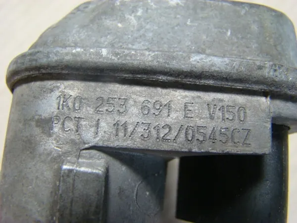 Volkswagen OE Válvula de Escape 1K0253691E image 2