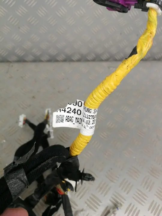 KIA CARENS IV Armaturenbrett Verkabelung 2013-2019 OEM 91110-A4931 image 8