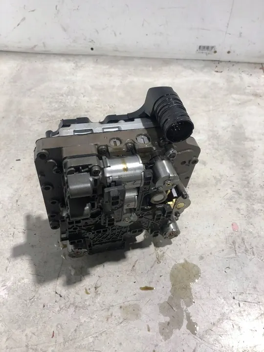 Mécatronique Skoda Superb B8 2.0L 02E927770AL image 4