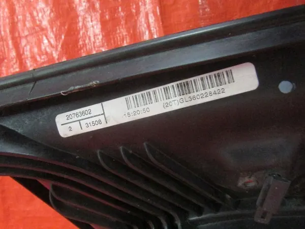 GMC Acadia Kylarrubrikset OEM 15226663 image 4