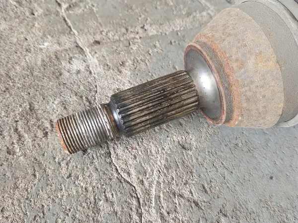 Demi-arbre gauche droit Ford Fiesta MK7 1.6 image 2