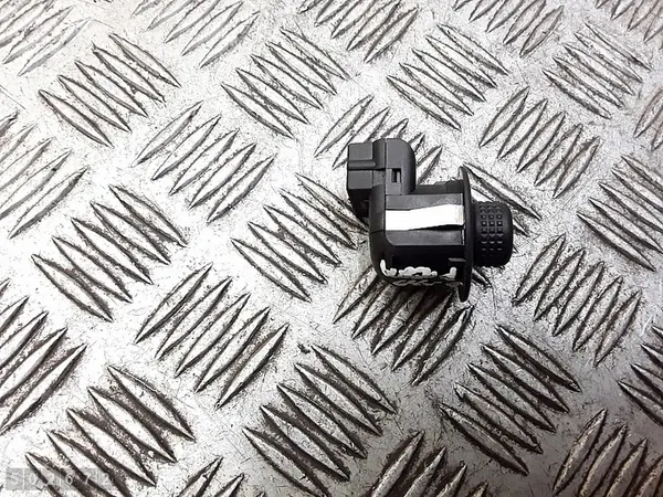 Brytare Ford Fiesta 2010 93bg17b676bb image 2