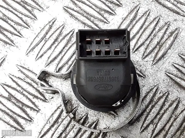 Brytare Ford Fiesta 2010 93bg17b676bb image 4