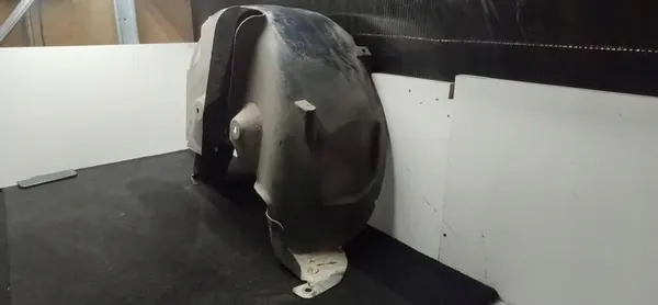 Höger bakhjulskåpa RENAULT 1.2L bensin 2016 image 5