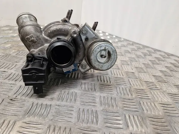 TURBO COMPRESOR PEUGEOT 1.6 THP 150PS 53039700217 image 10