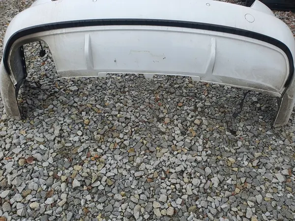 Parachoques trasero Audi A4 B8 LY9C Sensores PDC! Sedán! Spoiler! image 5