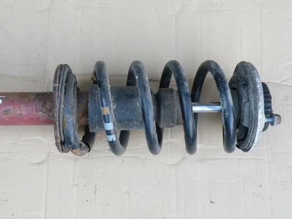 Ammortizzatore anteriore Audi A6 C5 2.7T V6 4B0412031BN image 3