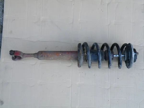 Ammortizzatore anteriore Audi A6 C5 2.7T V6 4B0412031BN image 4