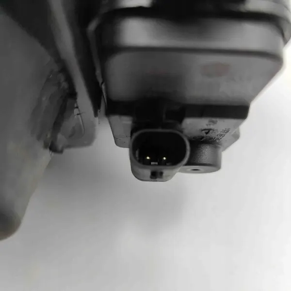 Kraftstofftankklappe OEM 2K4809857 für VW Caddy V image 7