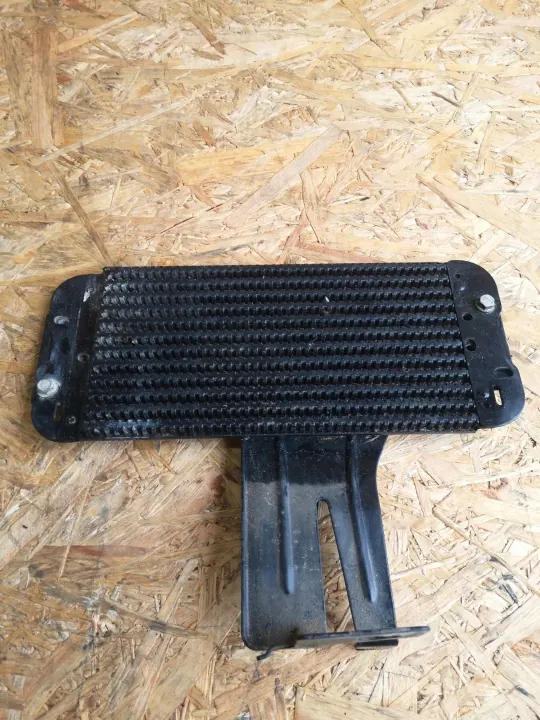 Renault Master IV polttoainejäähdytin OEM 243561500R image 2